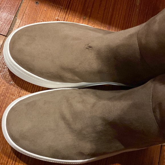 Mia Ankle Boots (read description) - Picture 10 of 12